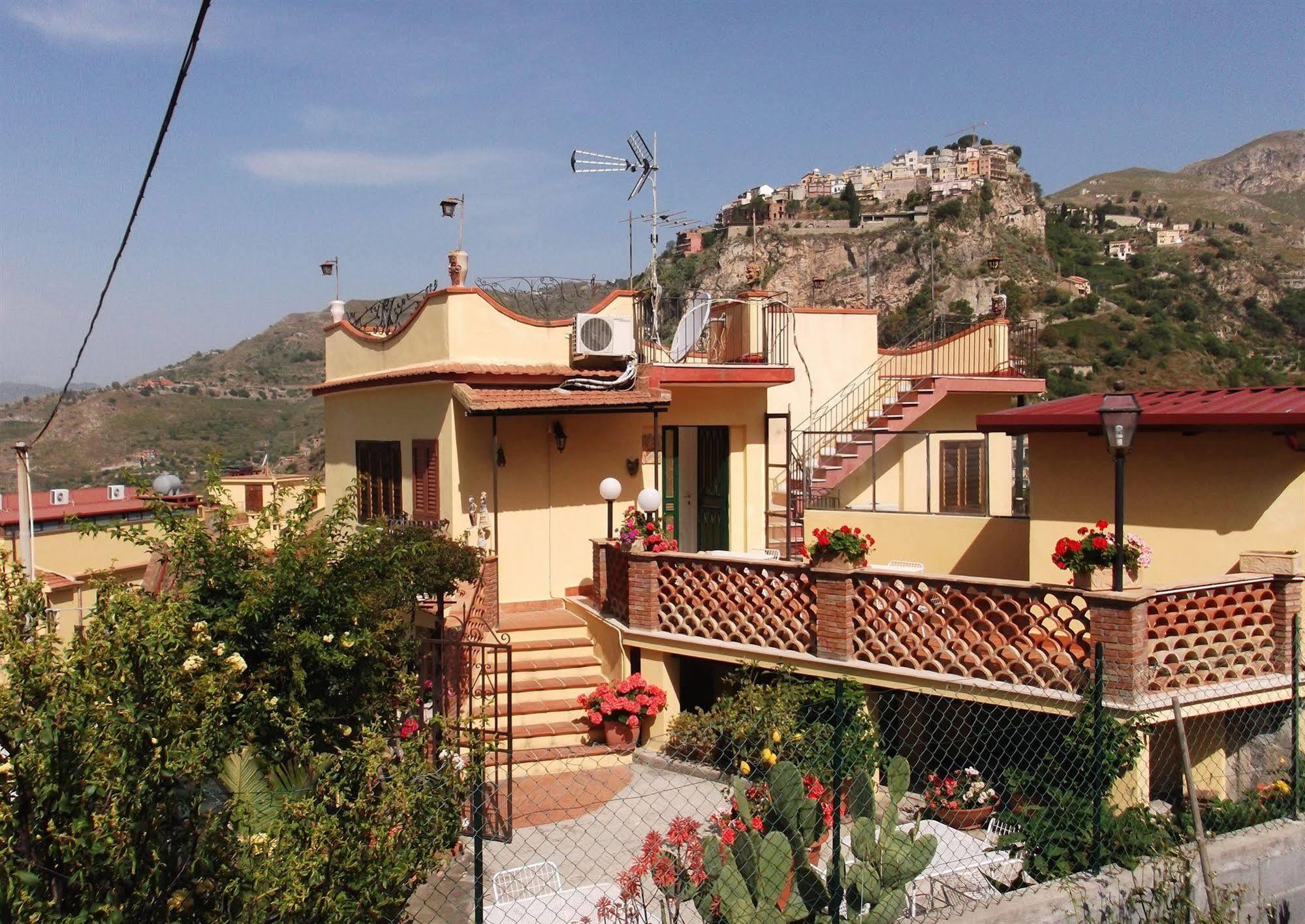 B&B U Palmentu Taormina Exterior foto